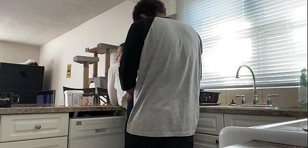  BBW wife gets fucked in the kitchen - Susers2